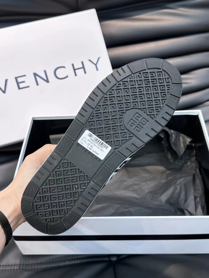 Givenchy Sneakers